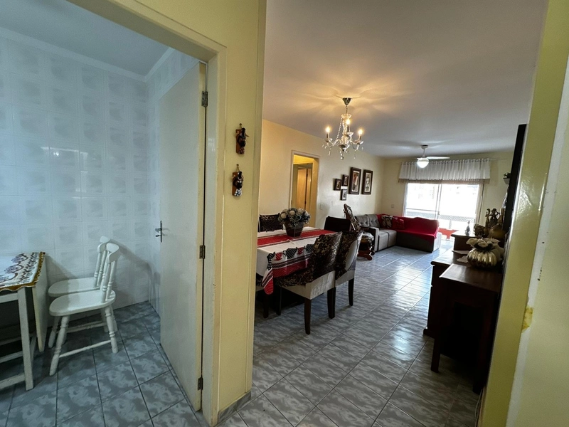 Apartamento com sacada separada de frente para avenida Ruda: 19ª foto da galeria de imagens do imóvel