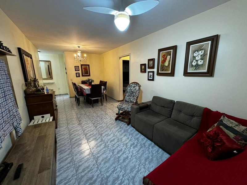 Apartamento com sacada separada de frente para avenida Ruda: 4ª foto da galeria de imagens do imóvel