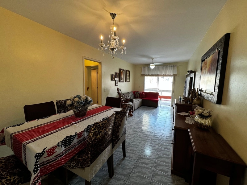 Apartamento com sacada separada de frente para avenida Ruda: 5ª foto da galeria de imagens do imóvel