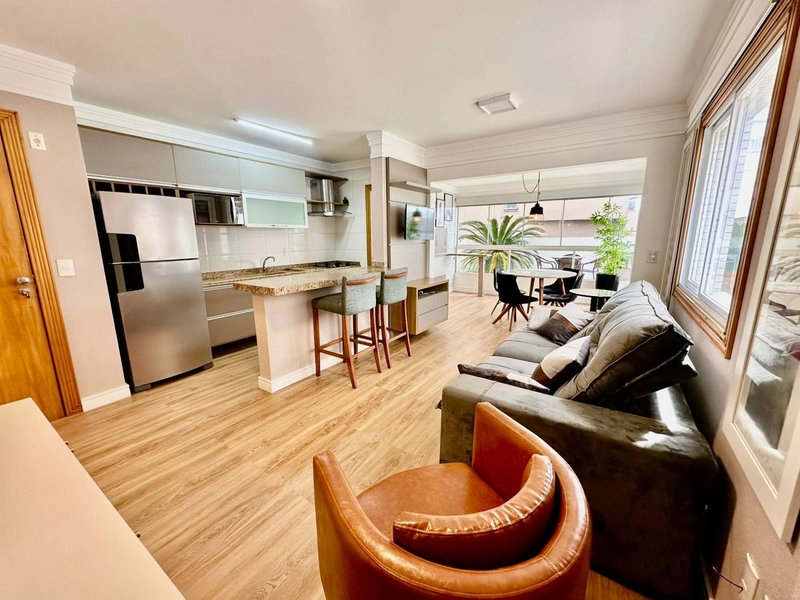 Amplo living com terraço!: 1ª foto da galeria de imagens do imóvel