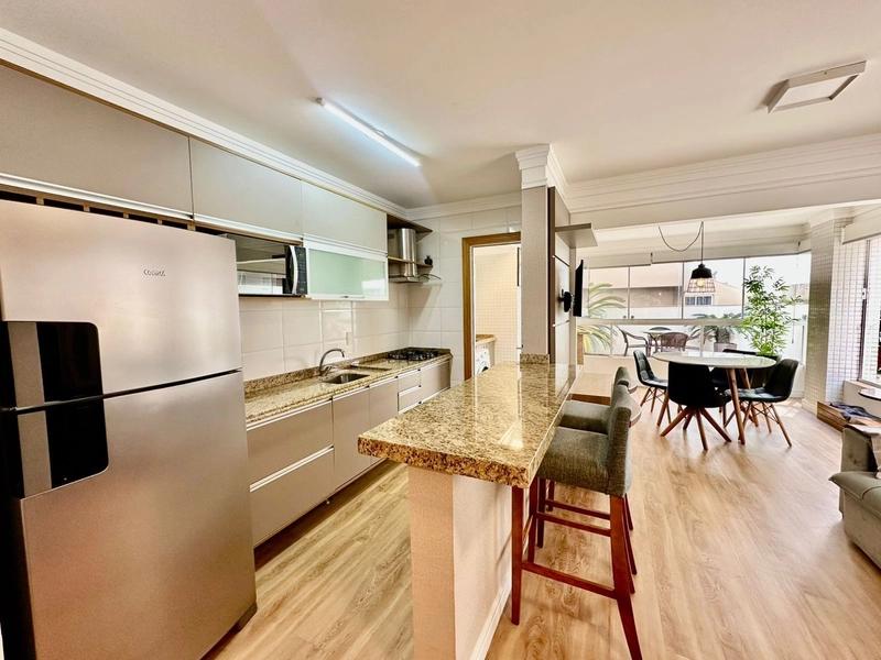 Amplo living com terraço!: 4ª foto da galeria de imagens do imóvel