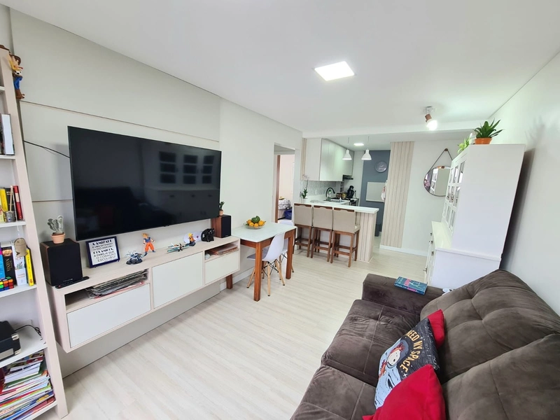 Excelente apartamento de frente à venda em Capão da Canoa: 1ª foto da galeria de imagens do imóvel