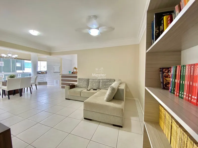 APARTAMENTO DE 2 QUARTOS MOBILIADO 60 METROS DO MAR: 4ª foto da galeria de imagens do imóvel