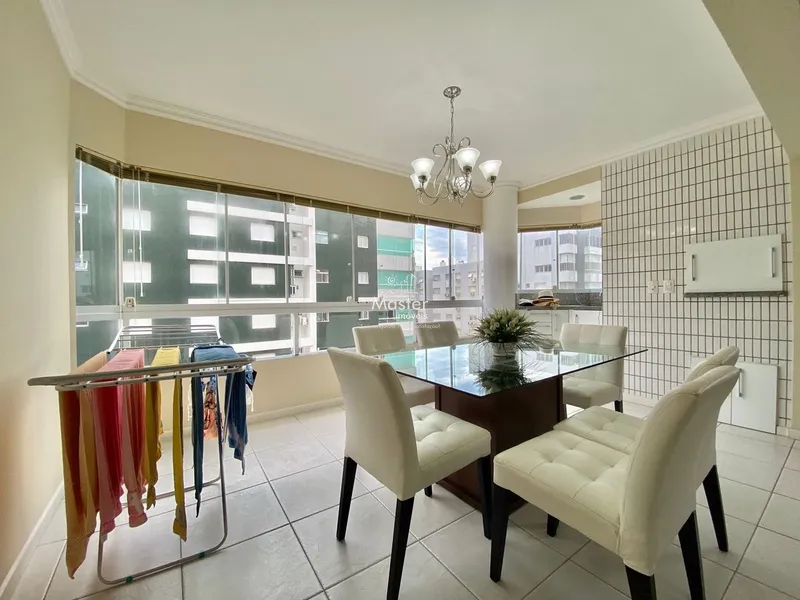 APARTAMENTO DE 2 QUARTOS MOBILIADO 60 METROS DO MAR: 2ª foto da galeria de imagens do imóvel