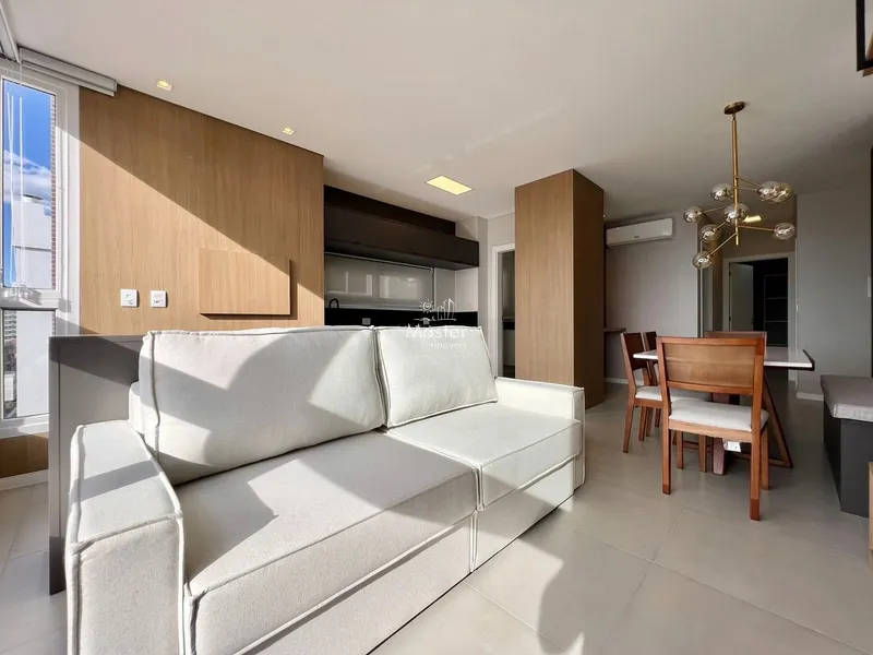 APARTAMENTO 02 DORMITÓRIOS - JUNTO A PRAÇA DA AV. FLÁVIO BOIANOVISKI.: 4ª foto da galeria de imagens do imóvel
