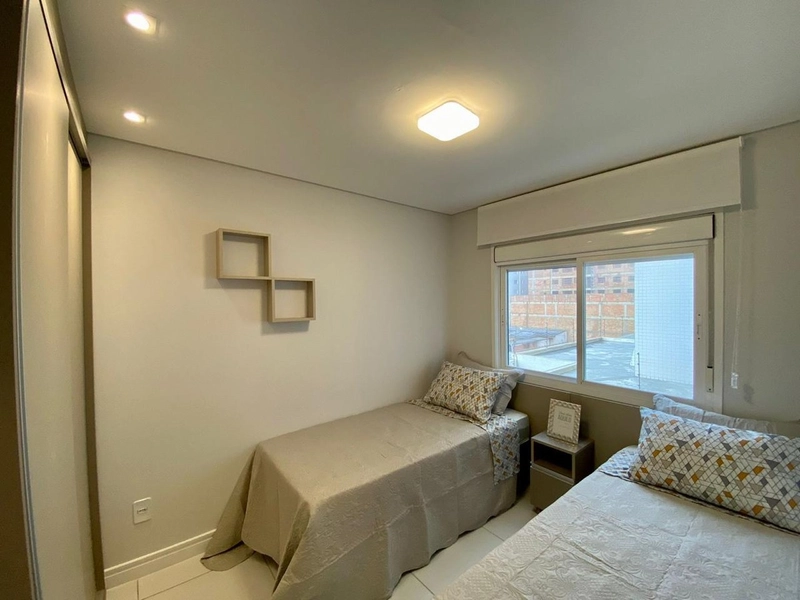 Apartamento com 2 quartos, novo MOB+DEC, a 2 quadras do mar.: 4ª foto da galeria de imagens do imóvel