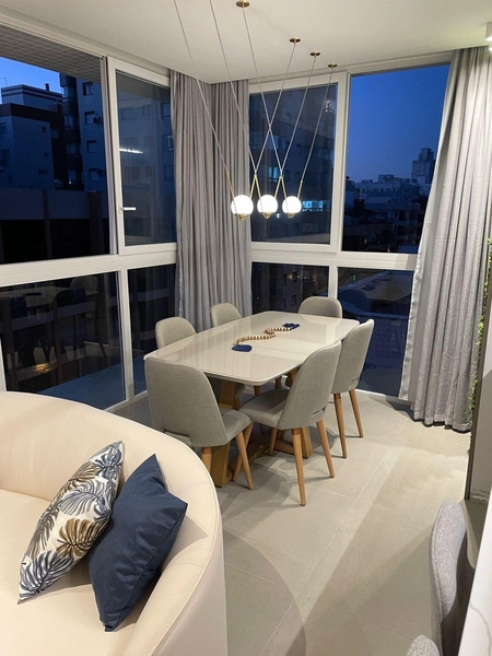 Excelente apartamento de três dormitórios a uma quadra do mar: 13ª foto da galeria de imagens do imóvel