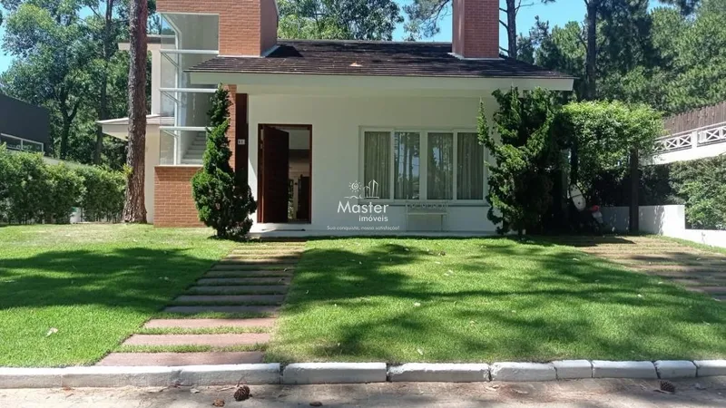 Belissima Residencia: 1ª foto da galeria de imagens do imóvel