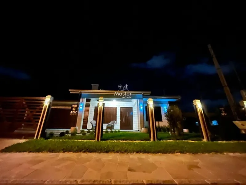 Belissíma casa pronta para receber sua família e amigos em Atlântida: 8ª foto da galeria de imagens do imóvel