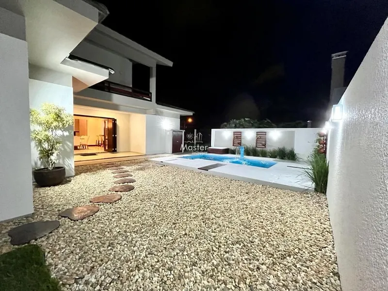 Belissíma casa pronta para receber sua família e amigos em Atlântida: 20ª foto da galeria de imagens do imóvel