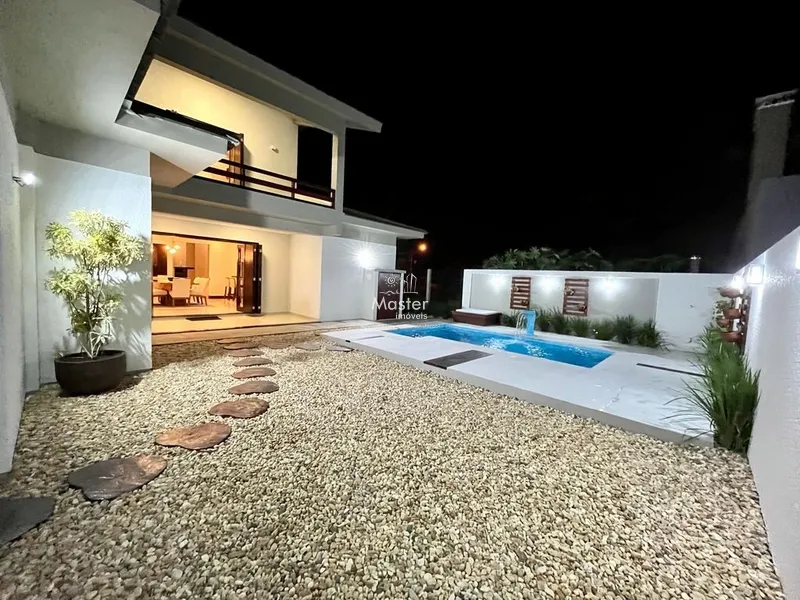 Belissíma casa pronta para receber sua família e amigos em Atlântida: 21ª foto da galeria de imagens do imóvel