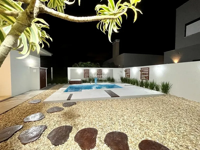 Belissíma casa pronta para receber sua família e amigos em Atlântida: 18ª foto da galeria de imagens do imóvel