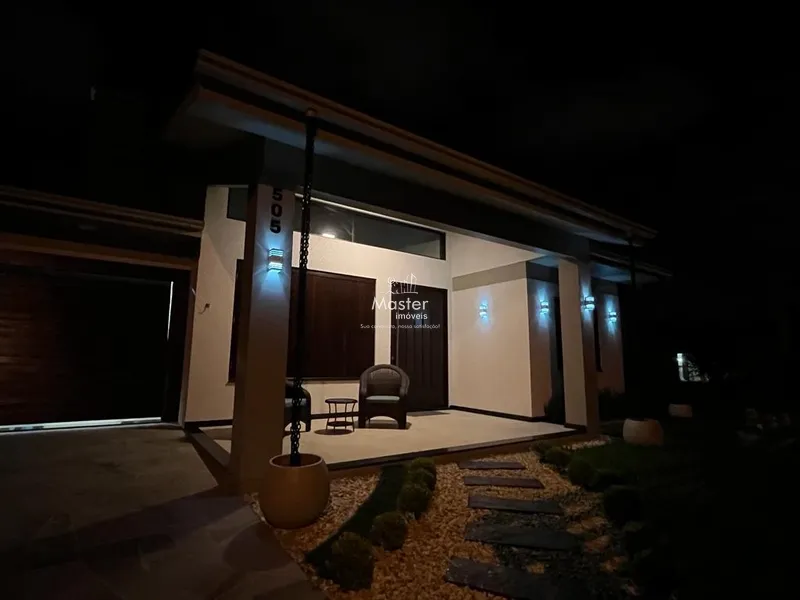 Belissíma casa pronta para receber sua família e amigos em Atlântida: 10ª foto da galeria de imagens do imóvel