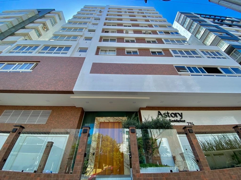 Apartamento à venda de 3 dormitórios uma quadra do mar: 8ª foto da galeria de imagens do imóvel