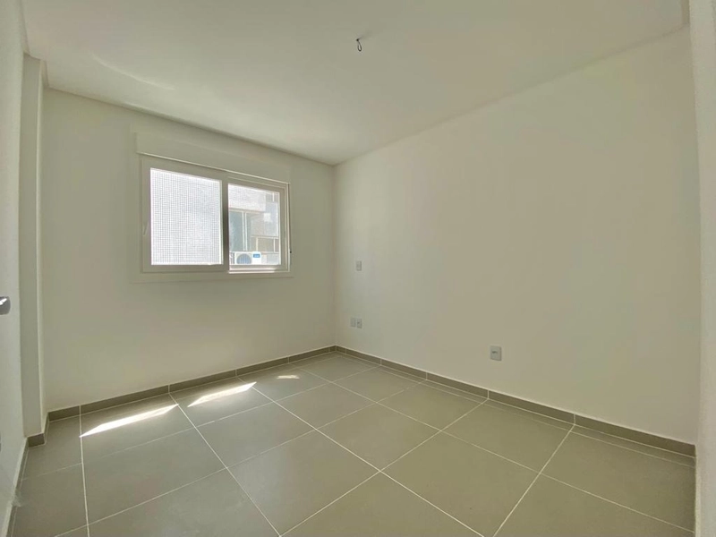 Apartamento à venda de 3 dormitórios uma quadra do mar: 18ª foto da galeria de imagens do imóvel