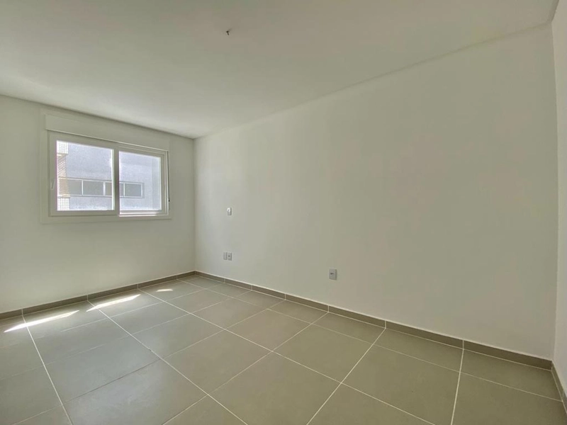 Apartamento à venda de 3 dormitórios uma quadra do mar: 15ª foto da galeria de imagens do imóvel