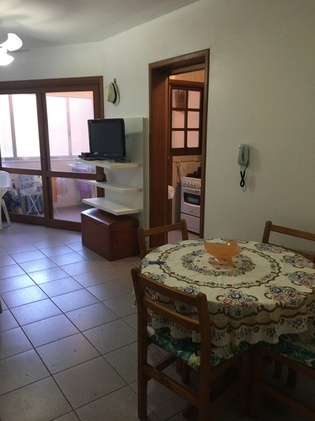 Excelênte opção pra quem procura apto mobiliado zona central e com box: 3ª foto da galeria de imagens do imóvel