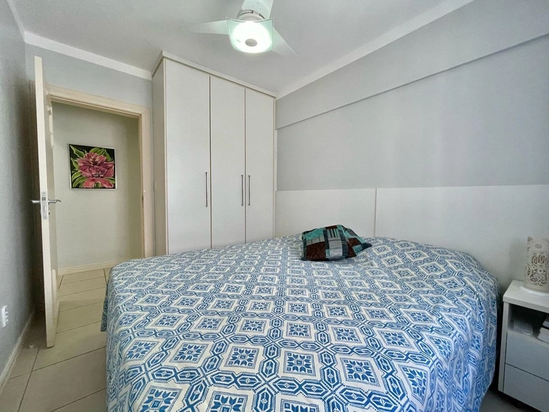 APARTAMENTO COM VISTA ETERNA PARA O MAR: 20ª foto da galeria de imagens do imóvel