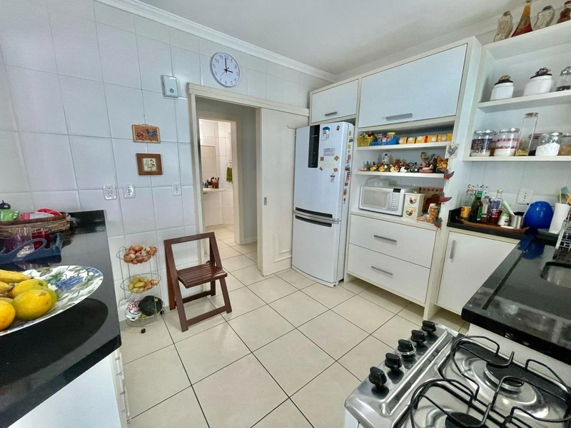 APARTAMENTO COM VISTA ETERNA PARA O MAR: 7ª foto da galeria de imagens do imóvel