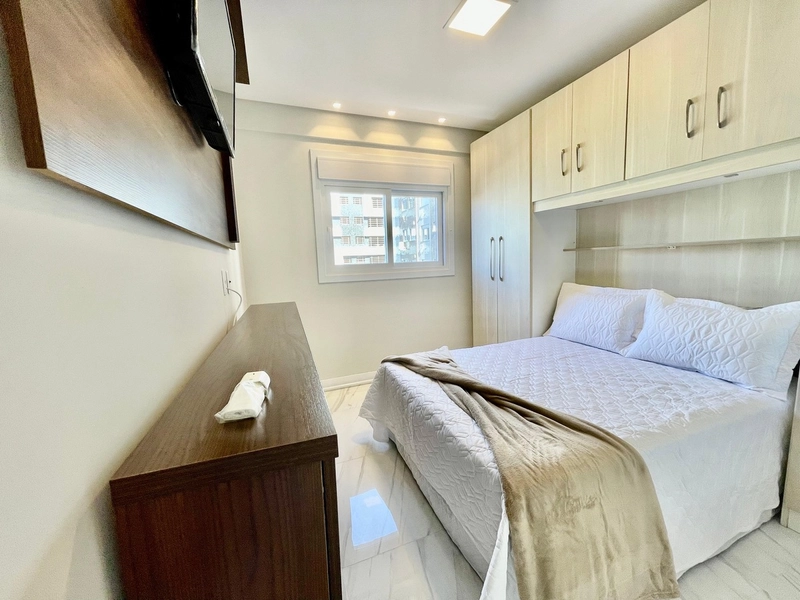 Apartamento de 2 dormitórios mobiliado e decorado: 5ª foto da galeria de imagens do imóvel