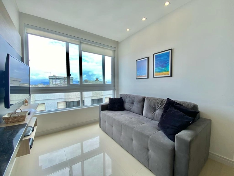 Apartamento de dois quartos em prédio novo no Centro: 3ª foto da galeria de imagens do imóvel