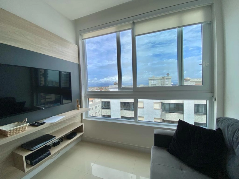 Apartamento de dois quartos em prédio novo no Centro: 2ª foto da galeria de imagens do imóvel