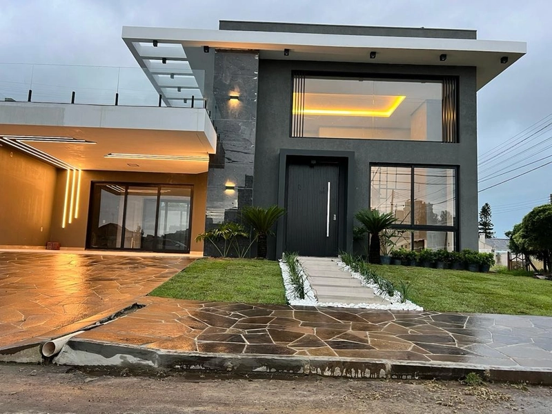 Magnífico sobrado de três dormitórios de esquina na Zona Nova de Capão: 3ª foto da galeria de imagens do imóvel