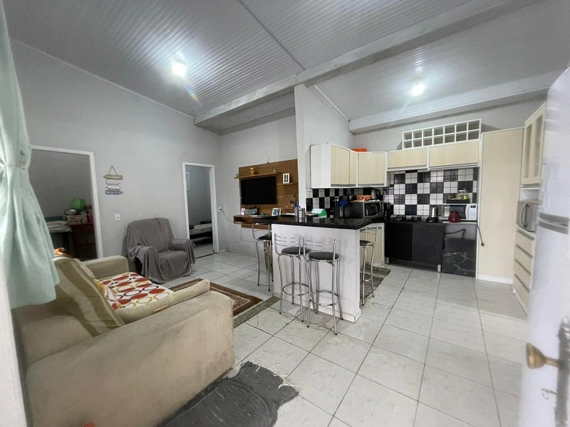 Casa à Venda ao Lado da Av. Central em Capão da Canoa!: 1ª foto da galeria de imagens do imóvel