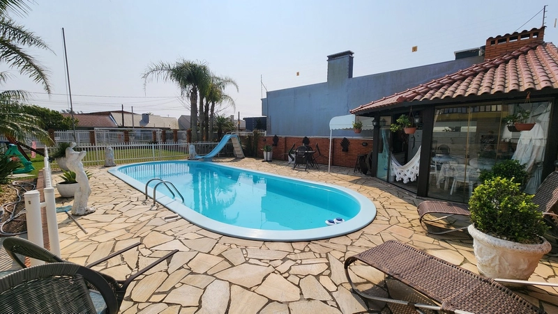 Casa 2 terrenos, piscina e quiosque gourmet: 7ª foto da galeria de imagens do imóvel