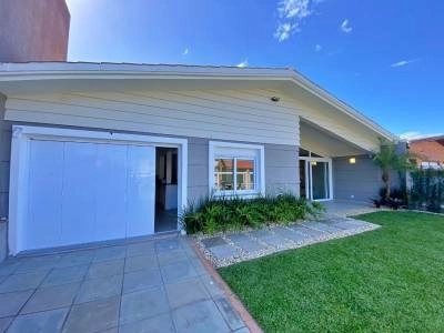 Casa próxima ao mar no Centro de Xangri-lá | RS: 1ª foto da galeria de imagens do imóvel