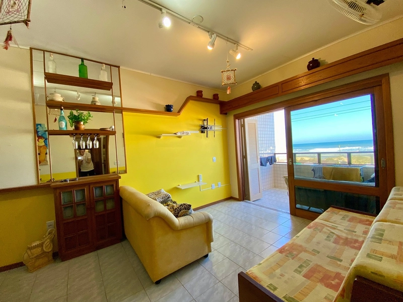 Apartamento de frente para o Mar com vista para a praça: 1ª foto da galeria de imagens do imóvel