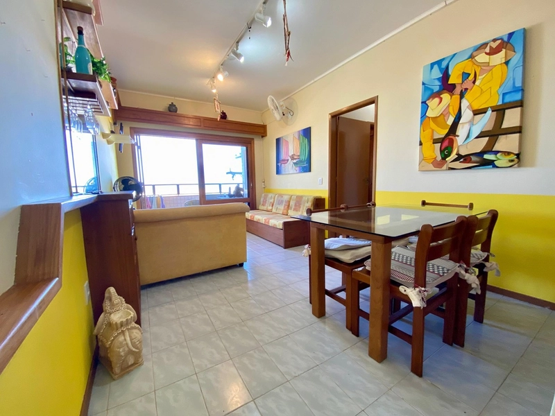 Apartamento de frente para o Mar com vista para a praça: 2ª foto da galeria de imagens do imóvel