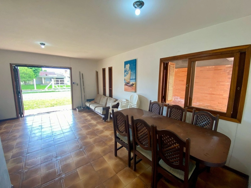 Casa 3 dormitórios com dependência no centro de Xanrgi-lá: 5ª foto da galeria de imagens do imóvel