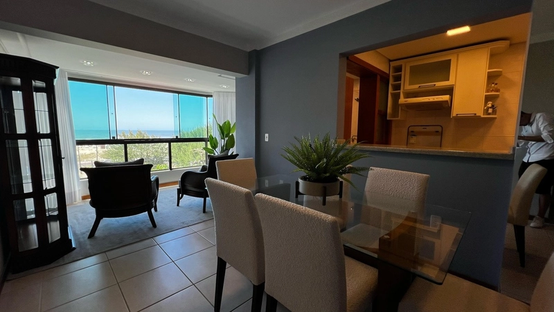 Apartamento dos Sonhos à Venda - Vista Mar e Praça: 6ª foto da galeria de imagens do imóvel