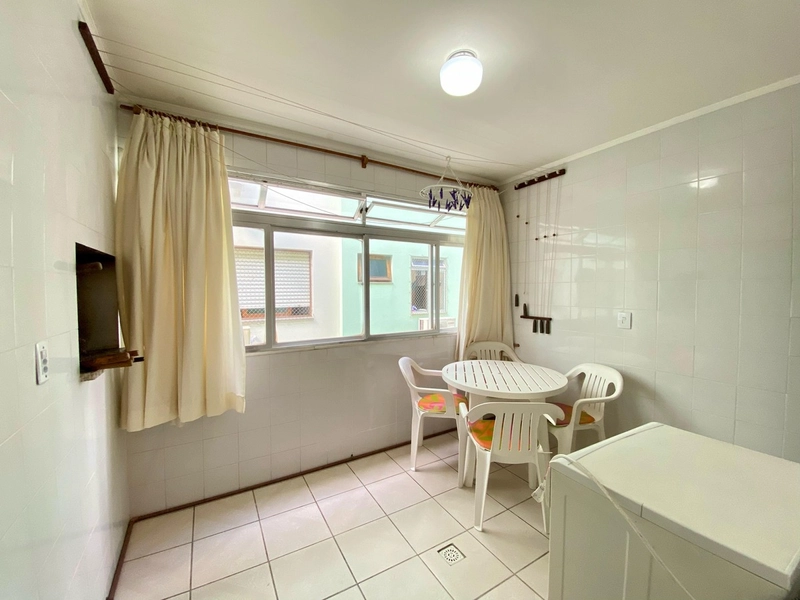 Apartamento amplo e com Sacada de frente!: 14ª foto da galeria de imagens do imóvel