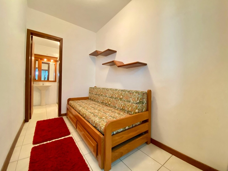 Apartamento amplo e com Sacada de frente!: 11ª foto da galeria de imagens do imóvel