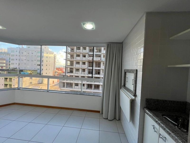 Sacada ampla e ensolarada no Bairro Zona Nova!: 7ª foto da galeria de imagens do imóvel