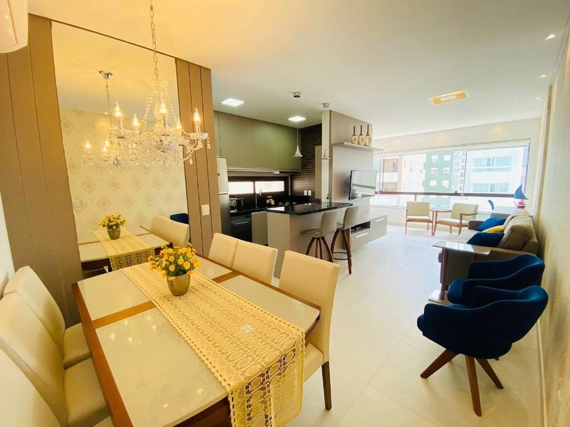 Excelente apartamento de 3 dormitórios na Navegantes Finamente MOB/DEC: 1ª foto da galeria de imagens do imóvel