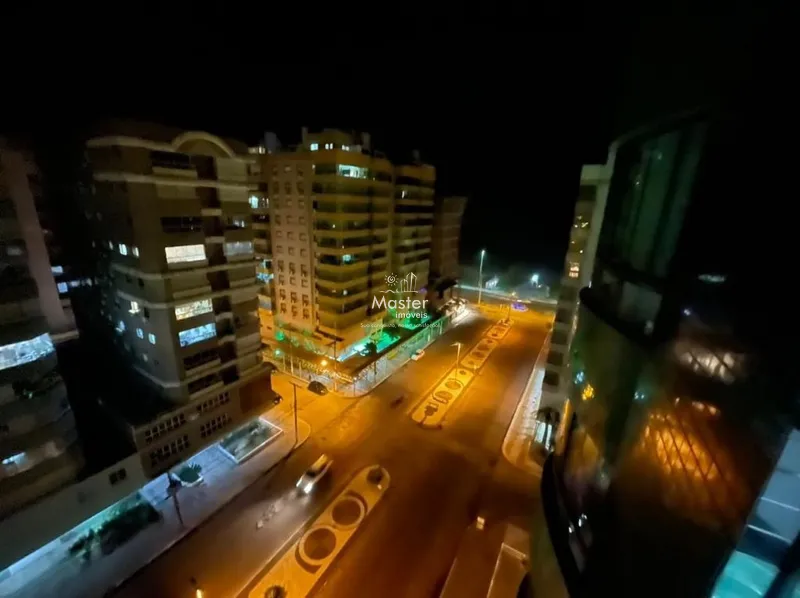 Melhor vista para avenida: 9ª foto da galeria de imagens do imóvel