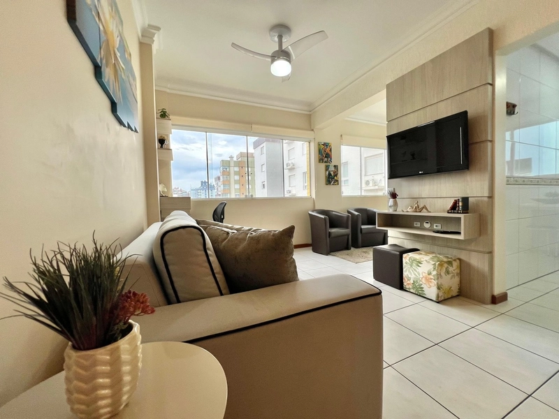 Apartamento mobiliado no Centro de Capão da Canoa: 1ª foto da galeria de imagens do imóvel