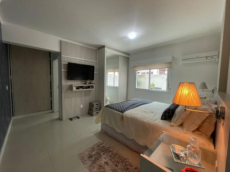 Apartamento espaçoso, 1 quadra do mar!: 7ª foto da galeria de imagens do imóvel