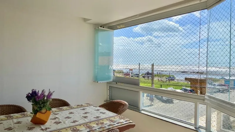 Apartamento de 3 dormitórios Vista Mar: 3ª foto da galeria de imagens do imóvel
