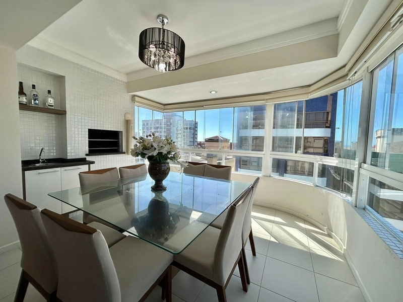 Apartamento 3 dormitórios mobiliado com vista mar: 6ª foto da galeria de imagens do imóvel