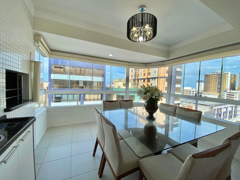 Apartamento 3 dormitórios mobiliado com vista mar: 4ª foto da galeria de imagens do imóvel