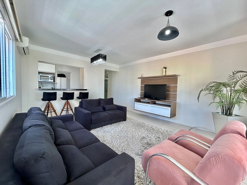Apartamento 3 dormitórios mobiliado com vista mar: 1ª foto da galeria de imagens do imóvel