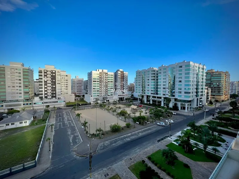 TENHA A PRAÇA COMO SEU QUINTAL: 3ª foto da galeria de imagens do imóvel