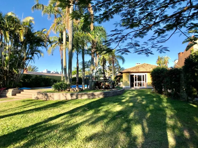 Casa com piscina, para você e sua família!: 3ª foto da galeria de imagens do imóvel