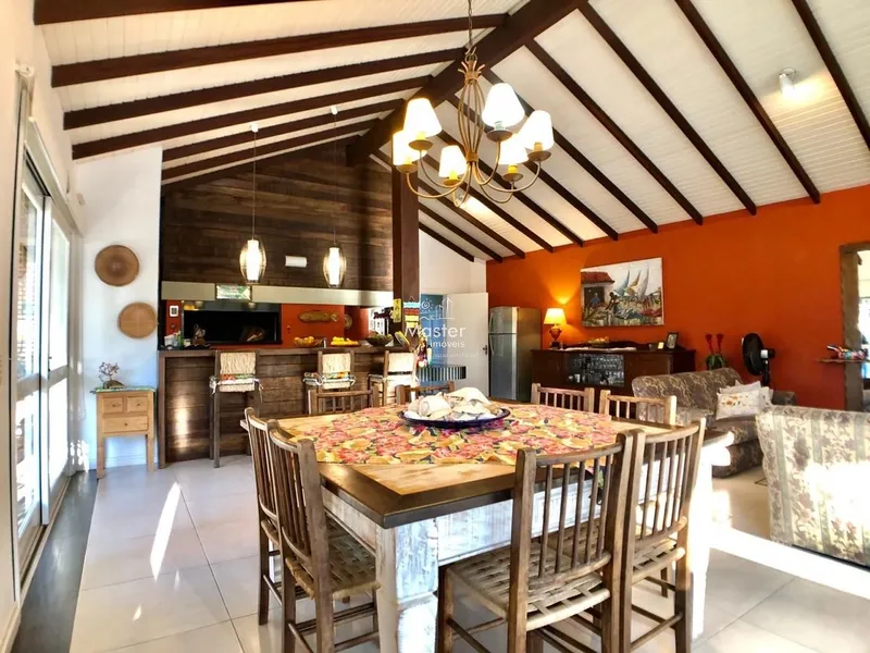 Casa com piscina, para você e sua família!: 10ª foto da galeria de imagens do imóvel
