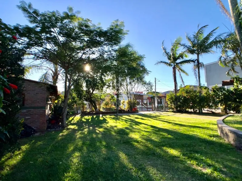 Casa com piscina, para você e sua família!: 2ª foto da galeria de imagens do imóvel