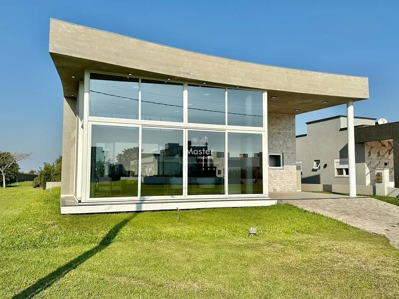 Casa Terrea com quatro suites no Dubaí: 2ª foto da galeria de imagens do imóvel